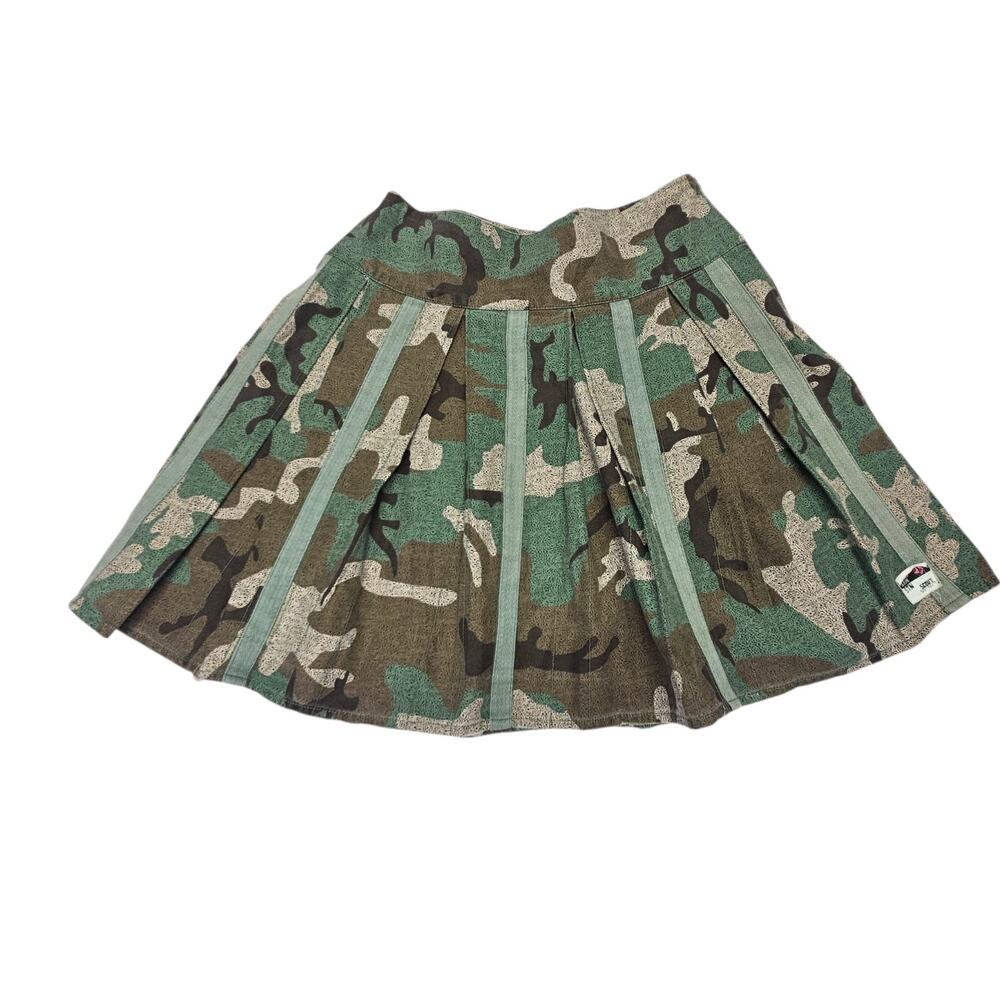 Vintage Volcom Skirt Womens Junior Size 5 Camo Camouflage Pleated Gurnge Y2K
